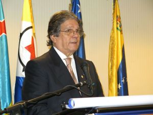 c161012053390c01afa6bc9ab4b3de15